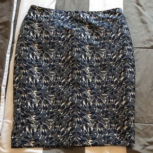 Ann Taylor women’s pencil skirt size 6 ✨